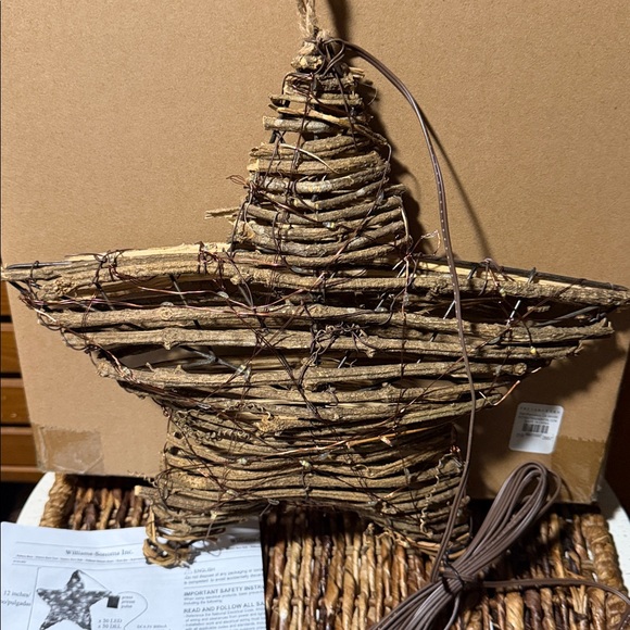 Pottery Barn Rattan Twinkle Star Red , White & Blue BNIB - Picture 4 of 6